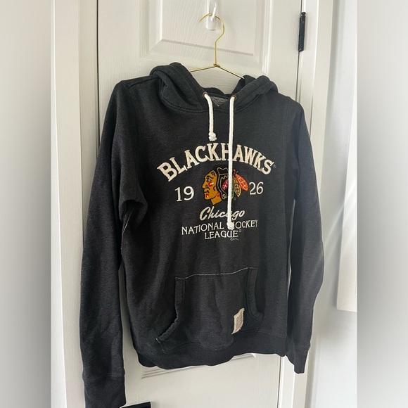 Original Retro Brand Chicago Blackhawks hoodie sweatshirt in size Medium - Picture 3 of 6